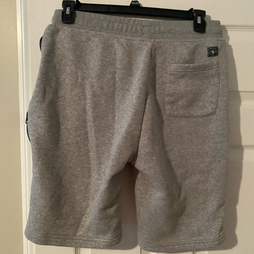Men’s South Pole Grey Flat Front Shorts - Picture 2 of 4